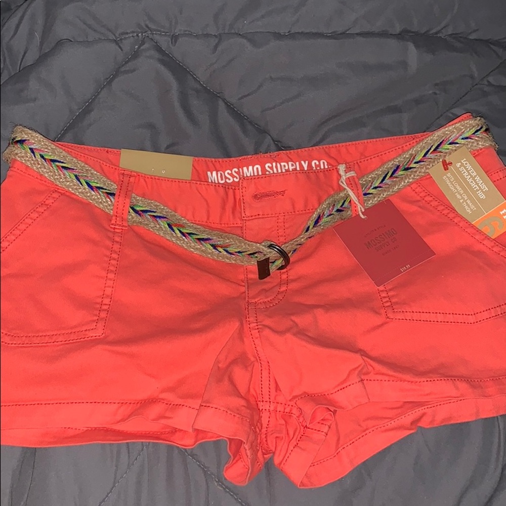 Mossimo brand new shorts and belt